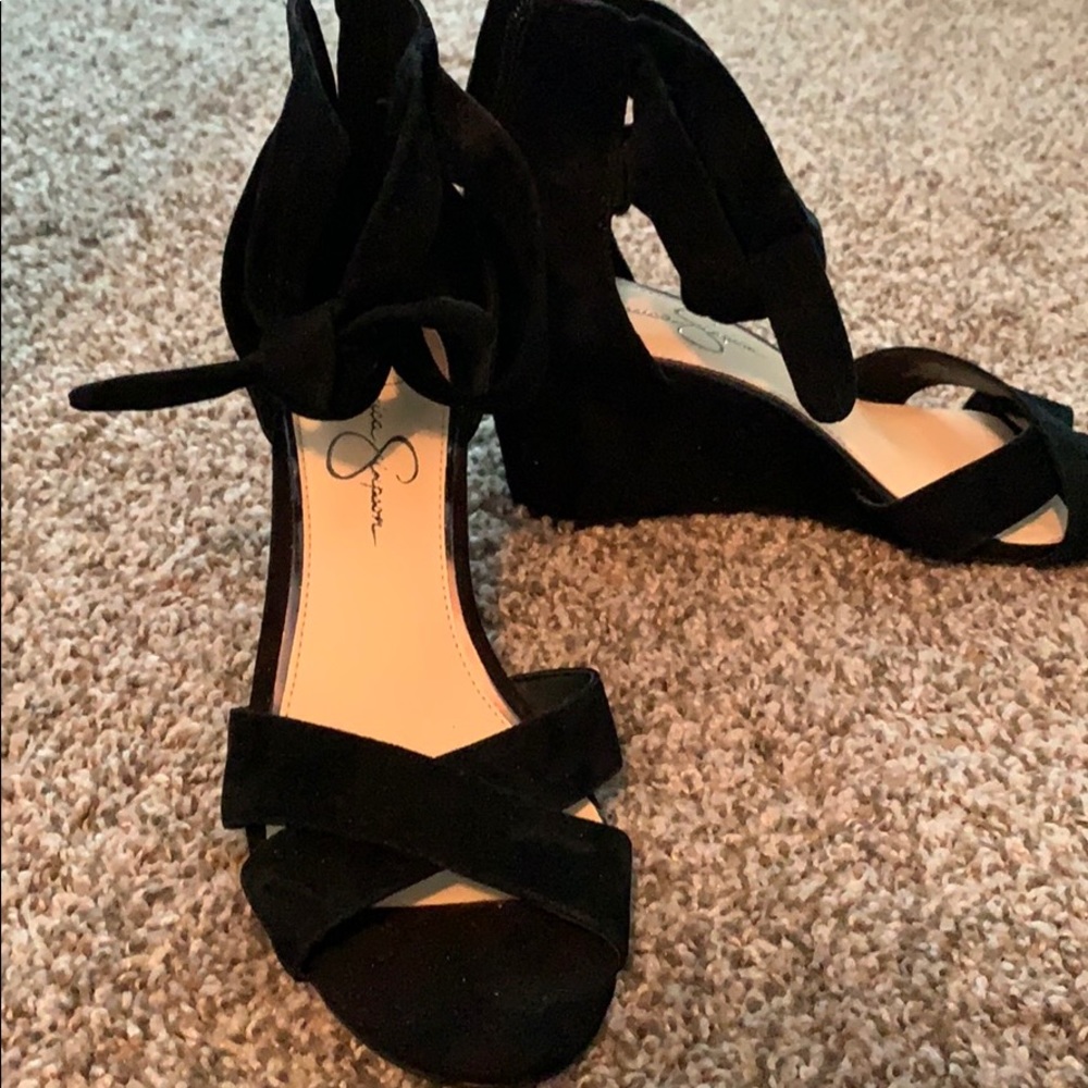 Jessica Simpson Wedge ♥️